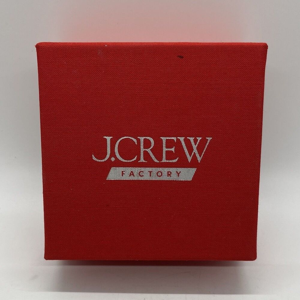 J.Crew Factory Red Box Christmas 100 Piece Puzzle: The Heritage Holiday Catalogs